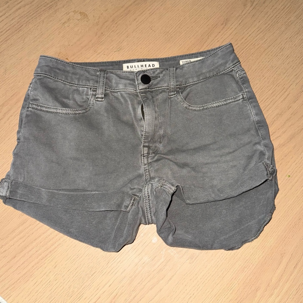 Bullhead Gray Jean Shorts Casual Summer Style